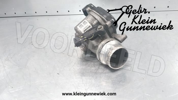 Throttle body from a Renault Clio 2017