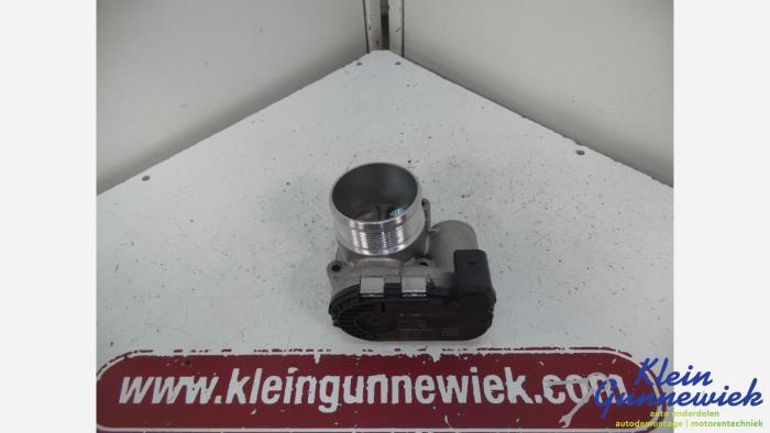 Usagé Boitier papillon Audi A4 Prix € 30,00 Règlement à la marge proposé par Klein Gunnewiek Autodemontage & Motorentechniek