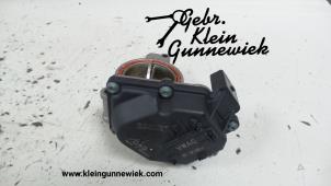 Usados Cuerpo de válvula de mariposa Audi A8 Precio € 110,00 Norma de margen ofrecido por Gebr.Klein Gunnewiek Ho.BV