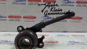 Used Clutch slave cylinder Renault Laguna Price on request offered by Gebr.Klein Gunnewiek Ho.BV