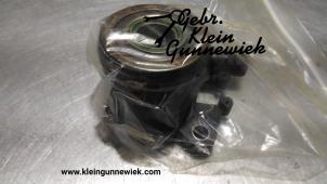 Used Clutch slave cylinder Renault Twingo Price on request offered by Gebr.Klein Gunnewiek Ho.BV