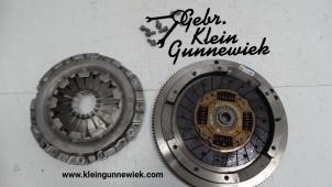 Used Clutch kit (complete) Opel Karl Price on request offered by Gebr.Klein Gunnewiek Ho.BV