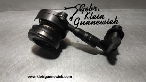 Usados Cilindro auxiliar de embrague Ford C-Max Precio de solicitud ofrecido por Gebr.Klein Gunnewiek Ho.BV