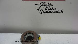Gebrauchte Kupplung Hilfszylinder Opel Meriva Preis auf Anfrage angeboten von Gebr.Klein Gunnewiek Ho.BV