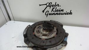 Usados Juego de platos de (completo) Renault Twingo Precio de solicitud ofrecido por Gebr.Klein Gunnewiek Ho.BV