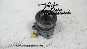 Used Clutch slave cylinder Opel Astra Price on request offered by Gebr.Klein Gunnewiek Ho.BV