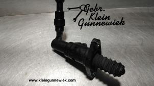 Used Clutch slave cylinder Volkswagen Golf Price on request offered by Gebr.Klein Gunnewiek Ho.BV