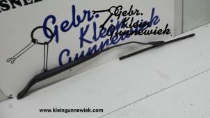 Używane Ramie wycieraczki przedniej Citroen DS3 Cena na żądanie oferowane przez Gebr.Klein Gunnewiek Ho.BV