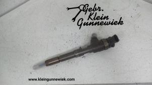 Used Injector (diesel) Renault Clio Price € 75,00 Margin scheme offered by Gebr.Klein Gunnewiek Ho.BV