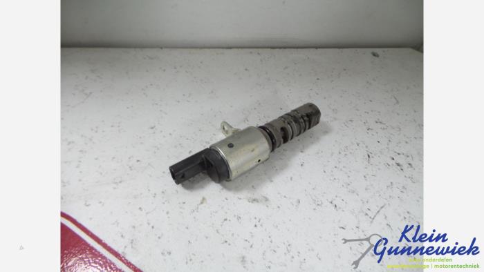 Begagnade Kamaxelsensor Volkswagen Golf Sportsvan Pris € 27,00 Marginaltabell erbjuds av Klein Gunnewiek Autodemontage & Motorentechniek