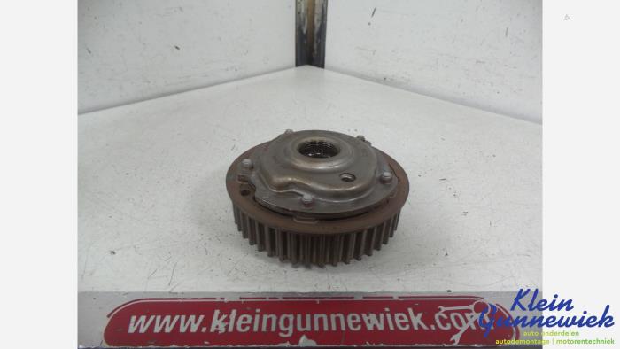Gebrauchte Nockenwelle Verstellung Opel Mokka Preis € 48,00 Margenregelung angeboten von Klein Gunnewiek Autodemontage & Motorentechniek
