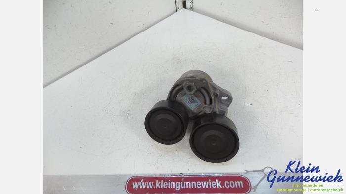 Usados Rodillo tensor correa múltiple BMW 5-Serie Precio € 45,00 Norma de margen ofrecido por Klein Gunnewiek Autodemontage & Motorentechniek