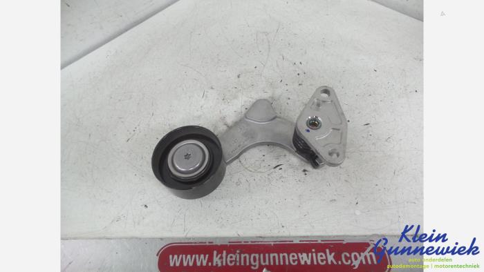 Usados Rodillo tensor correa múltiple Hyundai Kona Precio € 41,00 Norma de margen ofrecido por Klein Gunnewiek Autodemontage & Motorentechniek