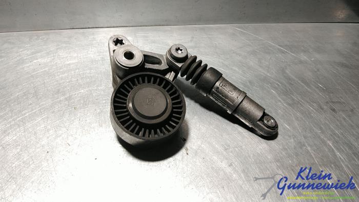 Usados Rodillo tensor correa múltiple Audi A5 Precio € 27,00 Norma de margen ofrecido por Klein Gunnewiek Autodemontage & Motorentechniek