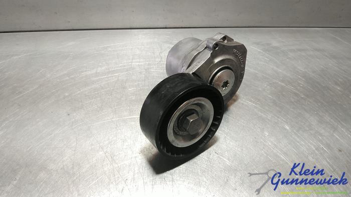 Usados Rodillo tensor correa múltiple Opel Astra Precio € 30,00 Norma de margen ofrecido por Klein Gunnewiek Autodemontage & Motorentechniek