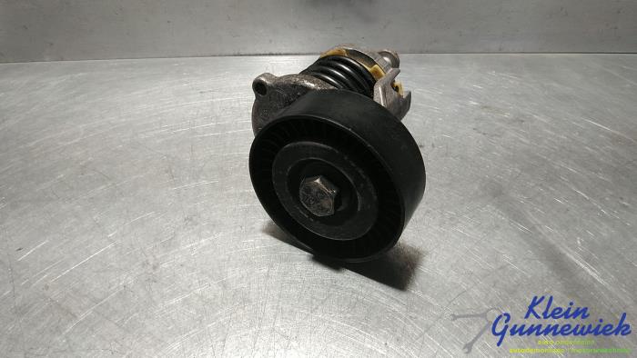 Usados Rodillo tensor correa múltiple Volkswagen Polo Precio € 18,00 Norma de margen ofrecido por Klein Gunnewiek Autodemontage & Motorentechniek
