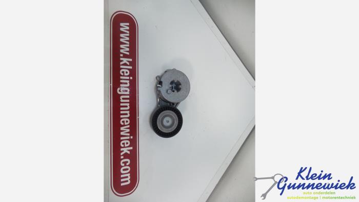 Usados Rodillo tensor correa múltiple Volkswagen Transporter Precio € 20,00 Norma de margen ofrecido por Klein Gunnewiek Autodemontage & Motorentechniek