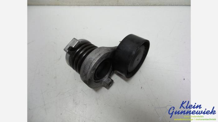 Usados Rodillo tensor correa múltiple Renault Megane Precio € 19,00 Norma de margen ofrecido por Klein Gunnewiek Autodemontage & Motorentechniek