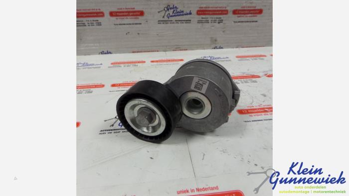 Usados Rodillo tensor correa múltiple Ford Kuga Precio € 30,00 Norma de margen ofrecido por Klein Gunnewiek Autodemontage & Motorentechniek