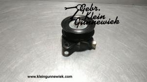 Gebrauchte Spannrolle Multiriemen Opel Agila Preis auf Anfrage angeboten von Gebr.Klein Gunnewiek Ho.BV