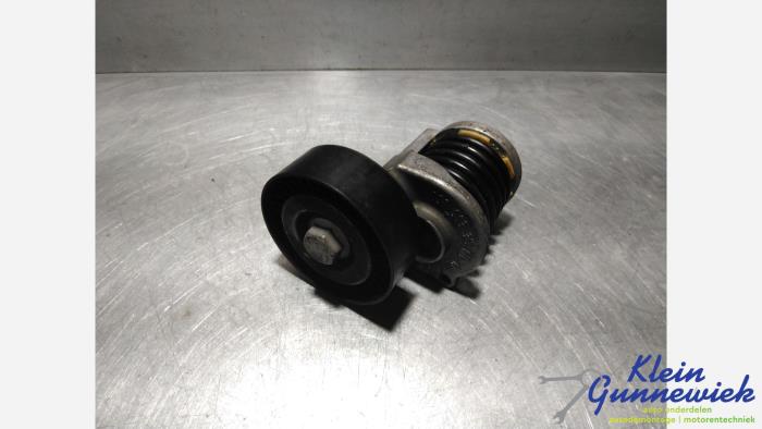 Usados Rodillo tensor correa múltiple Skoda Fabia Precio € 19,00 Norma de margen ofrecido por Klein Gunnewiek Autodemontage & Motorentechniek