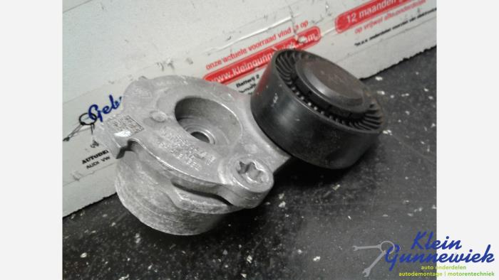 Usados Rodillo tensor correa múltiple Audi A7 Precio € 25,00 Norma de margen ofrecido por Klein Gunnewiek Autodemontage & Motorentechniek