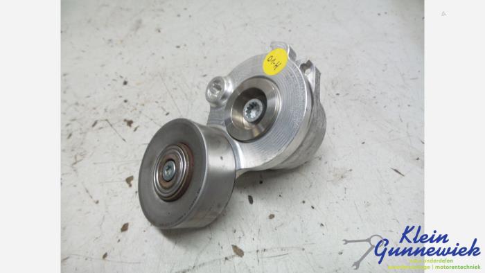 Usados Rodillo tensor correa múltiple Audi Q7 Precio € 22,00 Norma de margen ofrecido por Klein Gunnewiek Autodemontage & Motorentechniek