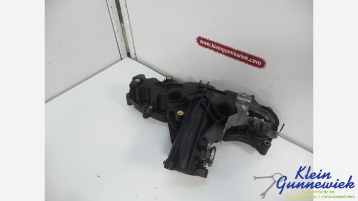 Używane Kolektor dolotowy Volkswagen Golf Cena € 75,00 Procedura marży oferowane przez Klein Gunnewiek Autodemontage & Motorentechniek