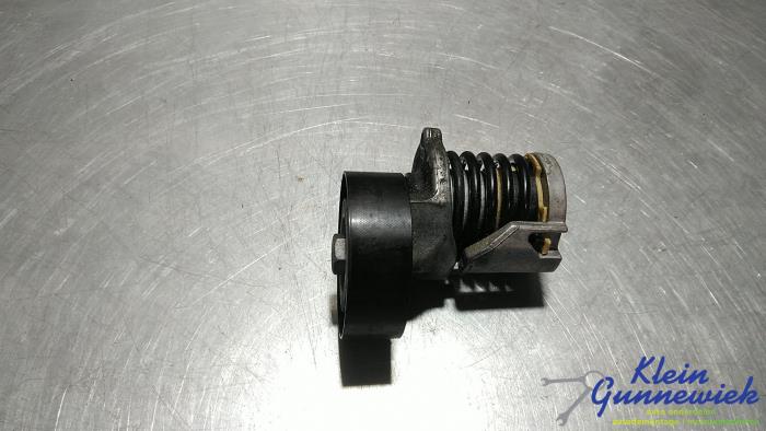 Gebrauchte Spannrolle Multiriemen Volkswagen Polo Preis € 18,00 Margenregelung angeboten von Klein Gunnewiek Autodemontage & Motorentechniek