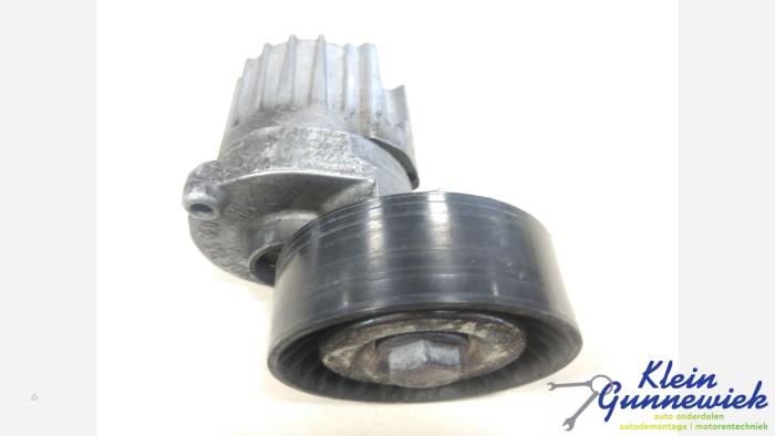 Usados Rodillo tensor correa múltiple Volkswagen Golf Precio € 18,00 Norma de margen ofrecido por Klein Gunnewiek Autodemontage & Motorentechniek