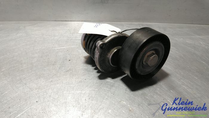 Usados Rodillo tensor correa múltiple Audi A4 Precio € 19,00 Norma de margen ofrecido por Klein Gunnewiek Autodemontage & Motorentechniek