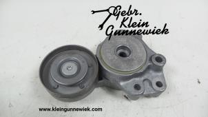 Usagé Rouleau tendeur courroie trapézoïdale multiple Volkswagen Tiguan Prix sur demande proposé par Gebr.Klein Gunnewiek Ho.BV