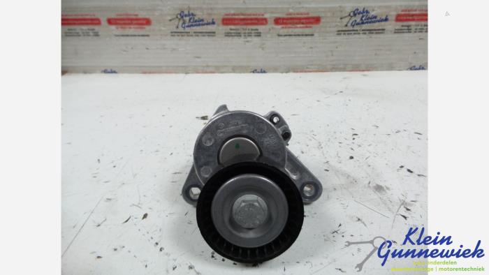 Usados Rodillo tensor correa múltiple Volkswagen Golf Precio € 15,00 Norma de margen ofrecido por Klein Gunnewiek Autodemontage & Motorentechniek
