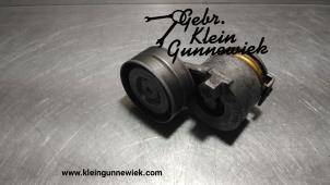 Used Drive belt tensioner Renault Megane Price on request offered by Gebr.Klein Gunnewiek Ho.BV