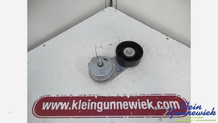 Nuevos Rodillo tensor correa múltiple Opel Astra Precio de solicitud ofrecido por Klein Gunnewiek Autodemontage & Motorentechniek