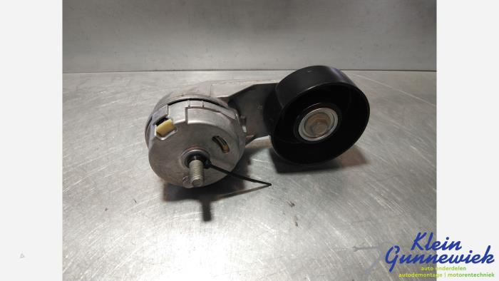 Nuevos Rodillo tensor correa múltiple Opel Astra Precio de solicitud ofrecido por Klein Gunnewiek Autodemontage & Motorentechniek