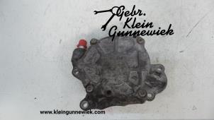 Used Vacuum pump (diesel) Volkswagen Polo Price € 85,00 Margin scheme offered by Gebr.Klein Gunnewiek Ho.BV