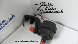 Gebrauchte Wasserpumpe BMW 7-Serie Preis auf Anfrage angeboten von Gebr.Klein Gunnewiek Ho.BV