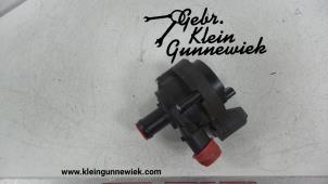 Używane Pompa wodna Volkswagen Jetta Cena € 75,00 Procedura marży oferowane przez Gebr.Klein Gunnewiek Ho.BV