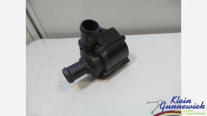 Begagnade Vattenpump Audi A7 Pris € 55,00 Marginaltabell erbjuds av Klein Gunnewiek Autodemontage & Motorentechniek