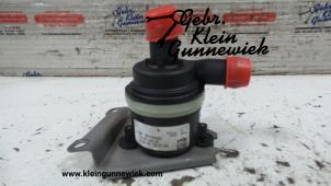 Used Water pump Opel Antara Price on request offered by Gebr.Klein Gunnewiek Ho.BV