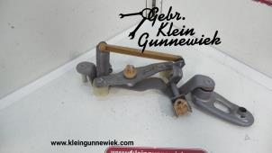 Gebrauchte Getriebe Mechanik Opel Corsa Preis auf Anfrage angeboten von Gebr.Klein Gunnewiek Ho.BV
