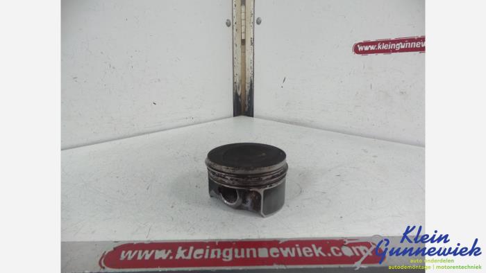 Kolben Volkswagen Passat (Gebraucht)