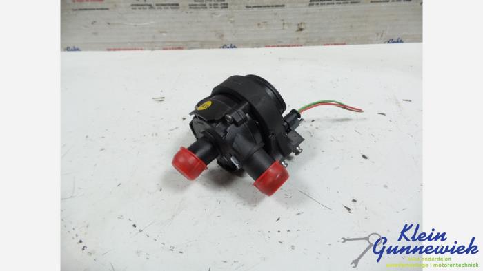 Begagnade Vattenpump Volkswagen Golf Pris € 28,00 Marginaltabell erbjuds av Klein Gunnewiek Autodemontage & Motorentechniek
