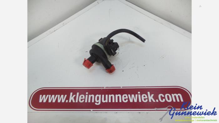 Begagnade Vattenpump Opel Corsa Pris € 22,00 Marginaltabell erbjuds av Klein Gunnewiek Autodemontage & Motorentechniek
