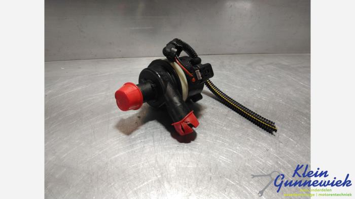 Begagnade Vattenpump Opel Corsa Pris € 22,00 Marginaltabell erbjuds av Klein Gunnewiek Autodemontage & Motorentechniek