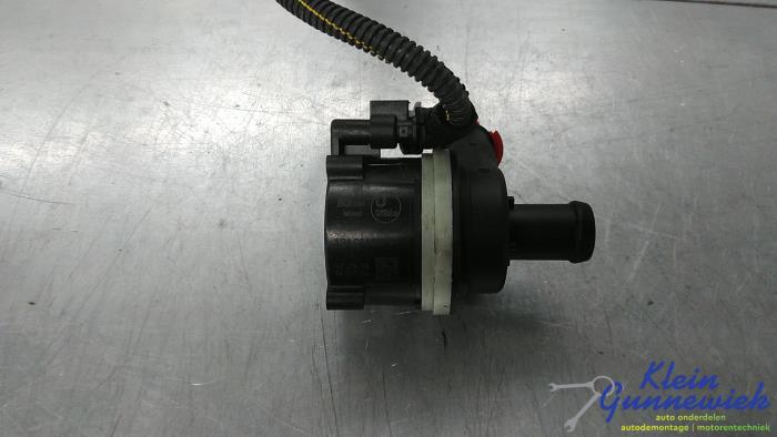 Begagnade Vattenpump Opel Corsa Pris € 22,00 Marginaltabell erbjuds av Klein Gunnewiek Autodemontage & Motorentechniek