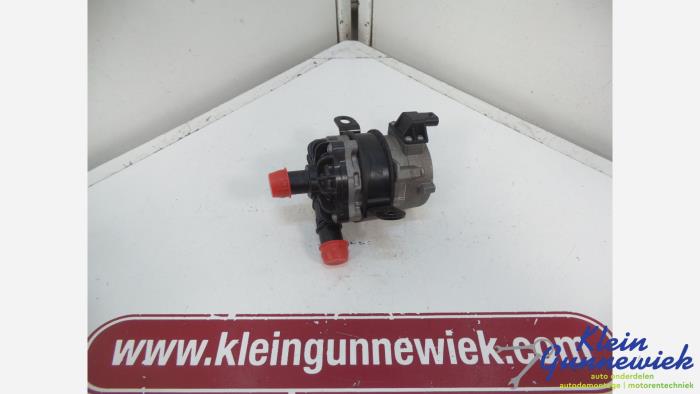 Begagnade Vattenpump Volkswagen Jetta Pris € 40,00 Marginaltabell erbjuds av Klein Gunnewiek Autodemontage & Motorentechniek