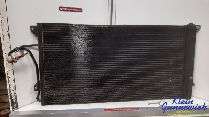 Usagé Condenseur de climatisation Porsche Cayenne Prix € 23,00 Règlement à la marge proposé par Klein Gunnewiek Autodemontage & Motorentechniek