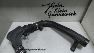 Usados Tubo intercooler Ford Fiesta Precio de solicitud ofrecido por Gebr.Klein Gunnewiek Ho.BV